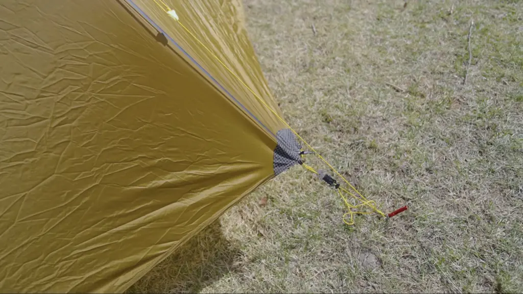 The corners and attachment points are good quality.